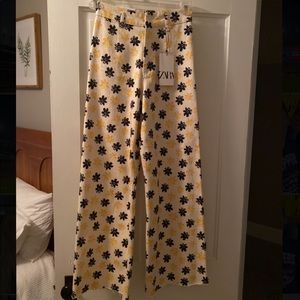 Zara Floral Printed Wide Leg Jeans